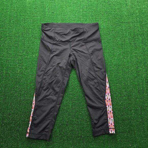 Athleta Pants - Athleta Pants Womens XS Black Leggings  Zig Zag Stretch Capri Workout Gym Yoga